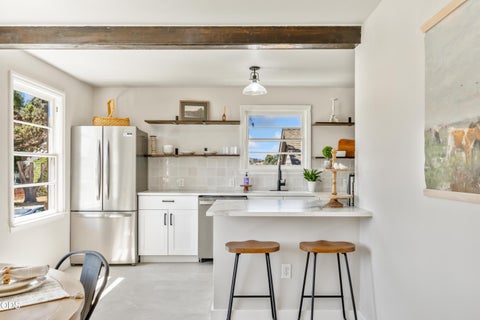 Tiny photo for 2251 NE Laughlin Road, Prineville, OR 97754 (MLS # 220227021)