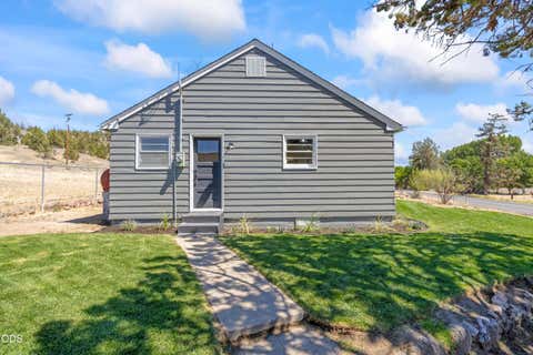 Tiny photo for 2251 NE Laughlin Road, Prineville, OR 97754 (MLS # 220227021)