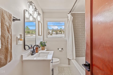Tiny photo for 2251 NE Laughlin Road, Prineville, OR 97754 (MLS # 220227021)
