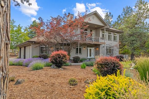 Tiny photo for 10126 Cinnamon Teal Drive, Klamath Falls, OR 97601 (MLS # 220224208)