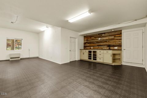 Tiny photo for 10126 Cinnamon Teal Drive, Klamath Falls, OR 97601 (MLS # 220224208)