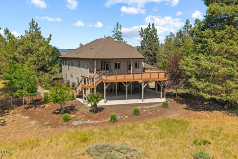 Tiny photo for 10126 Cinnamon Teal Drive, Klamath Falls, OR 97601 (MLS # 220224208)