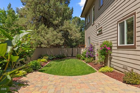 Tiny photo for 10126 Cinnamon Teal Drive, Klamath Falls, OR 97601 (MLS # 220224208)