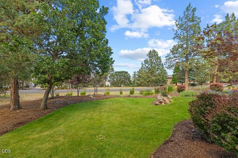 Tiny photo for 10126 Cinnamon Teal Drive, Klamath Falls, OR 97601 (MLS # 220224208)