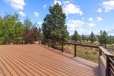 Tiny photo for 10126 Cinnamon Teal Drive, Klamath Falls, OR 97601 (MLS # 220224208)