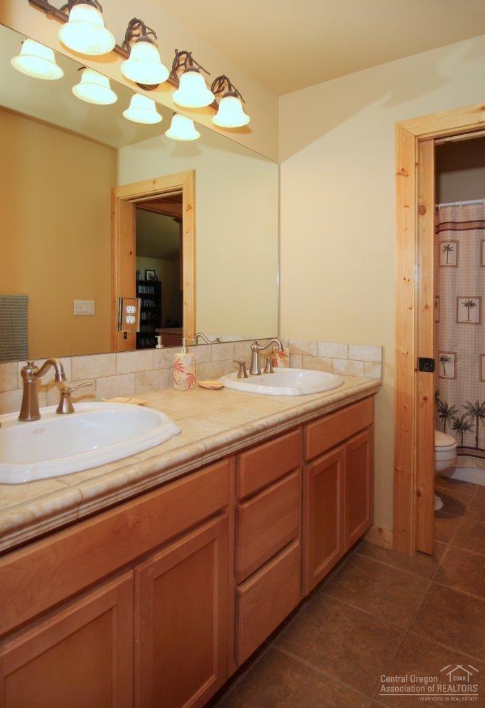 Jonahs Landing - Residential