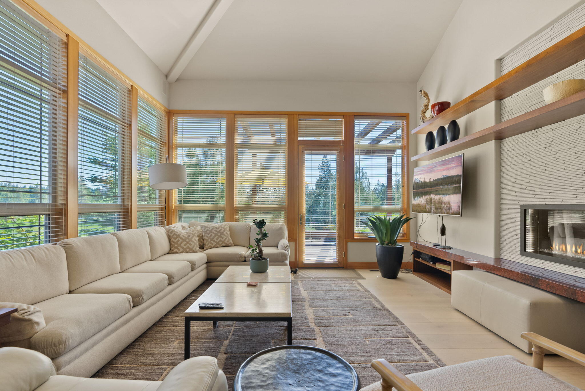 Broken Top - Residential