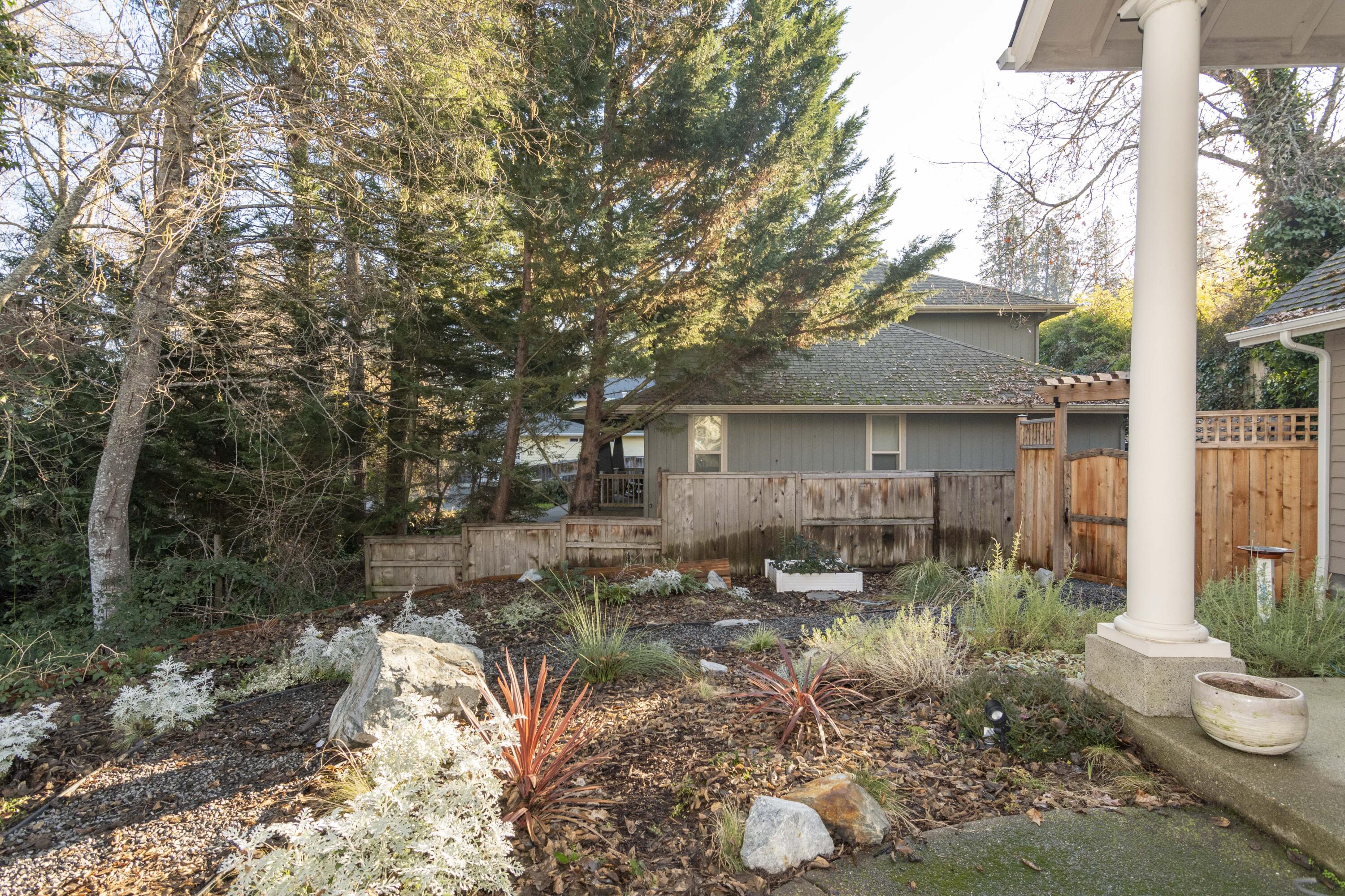 Blue Grouse Creek Subdivision - Residential