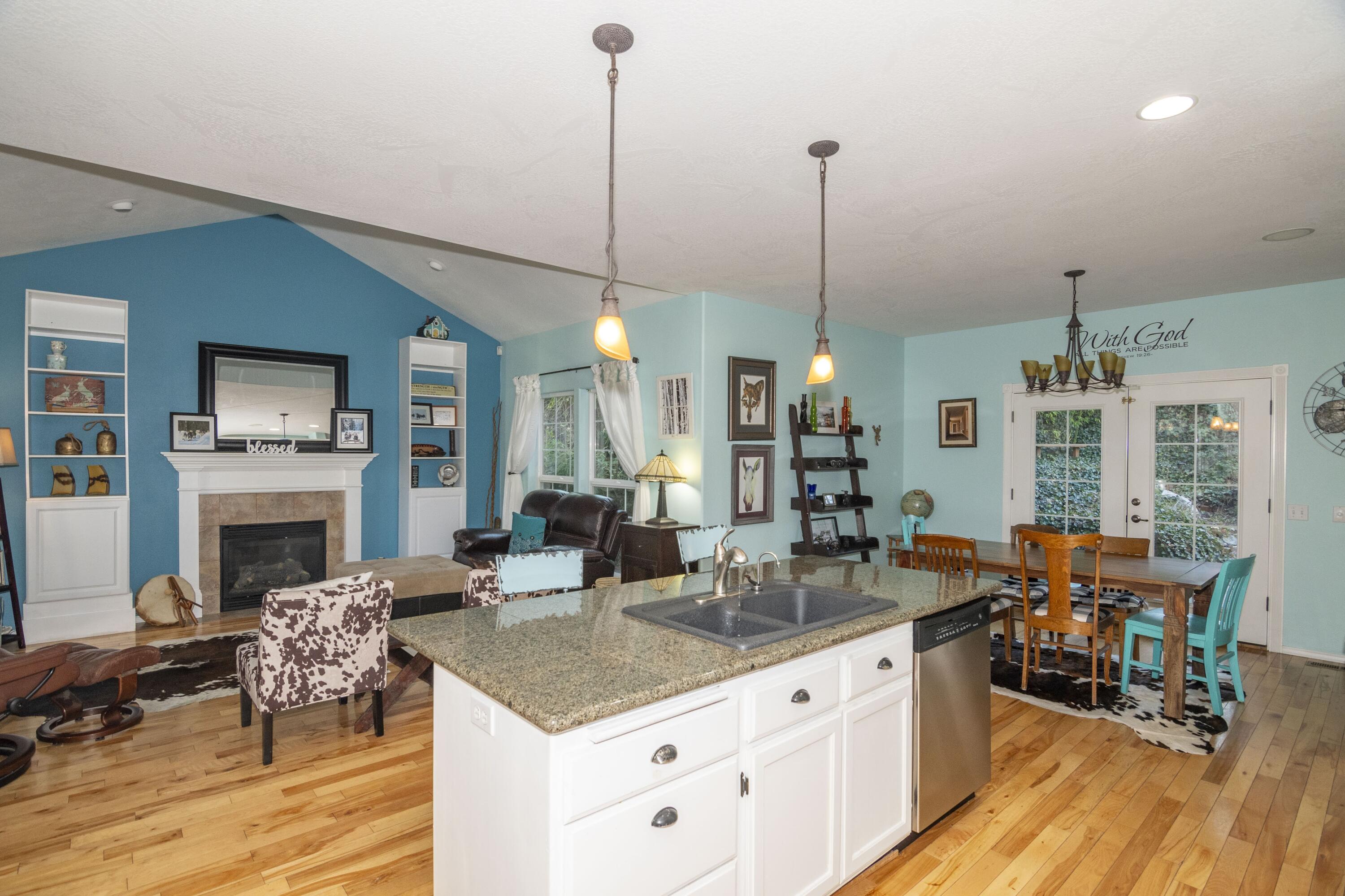 Blue Grouse Creek Subdivision - Residential