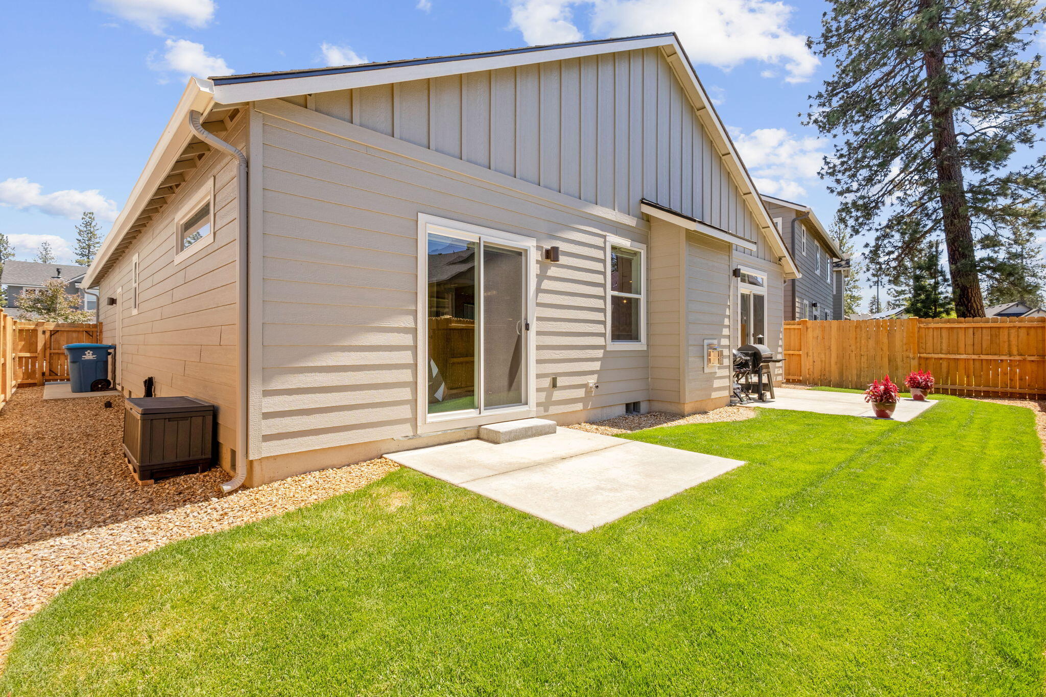 Mckenzie Meadow Vill - Residential