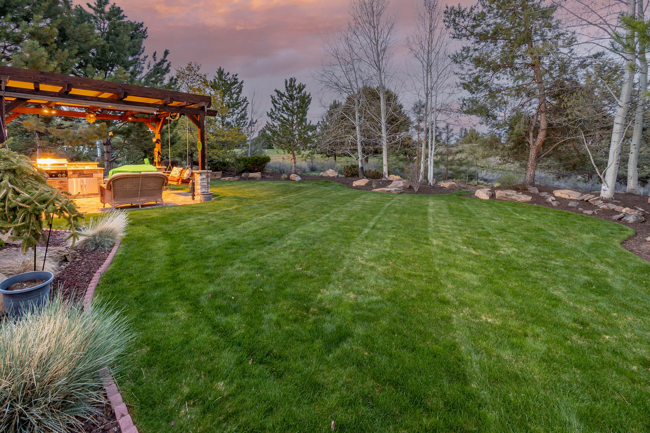 Broken Top - Residential