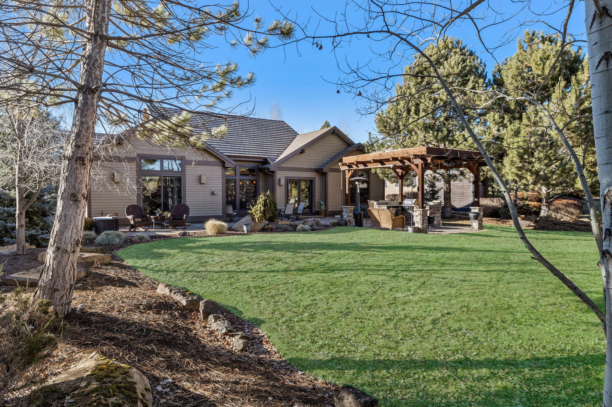 Broken Top - Residential