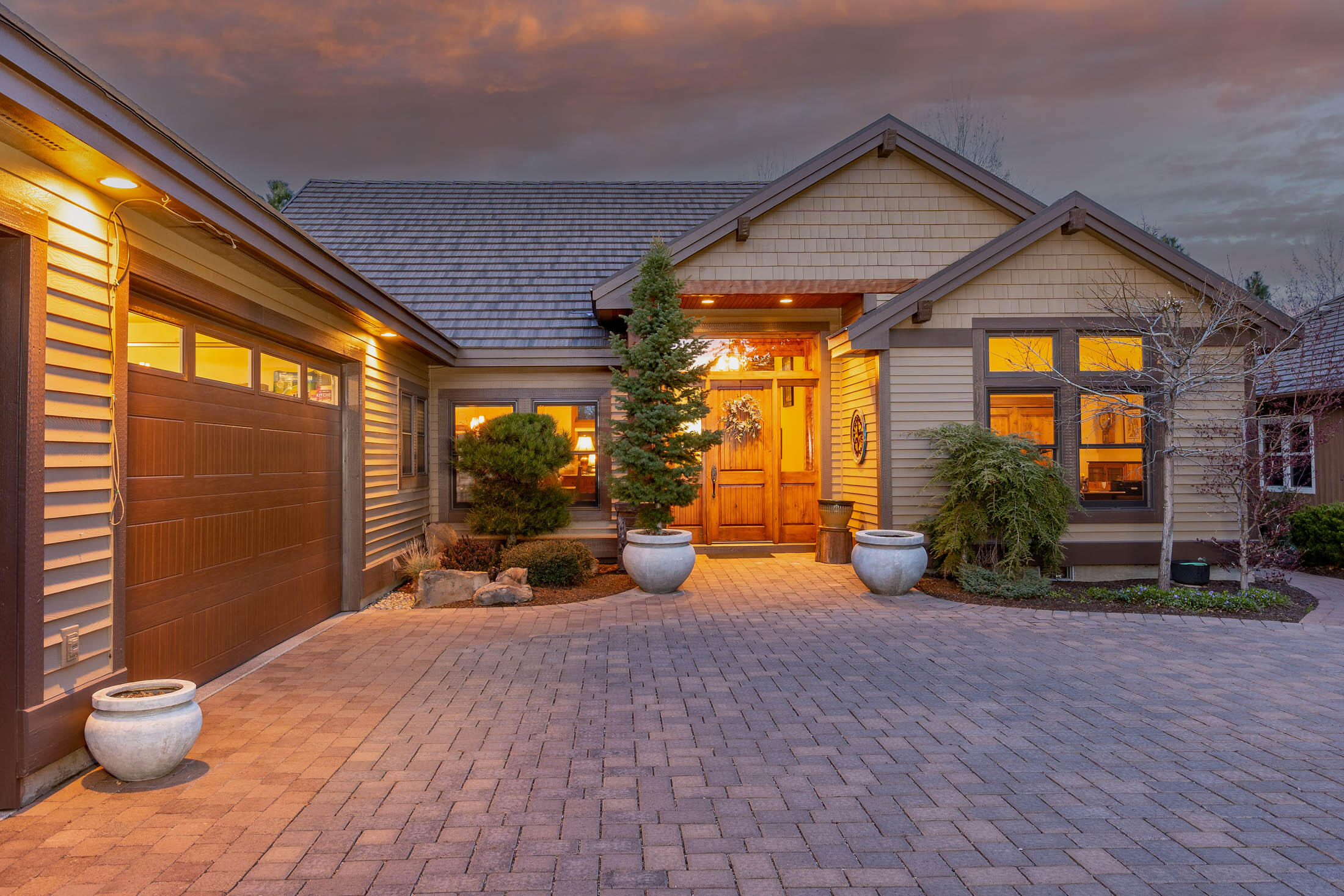 Broken Top - Residential