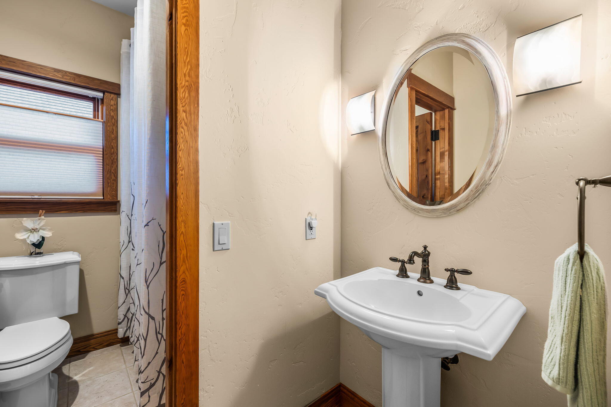 Broken Top - Residential