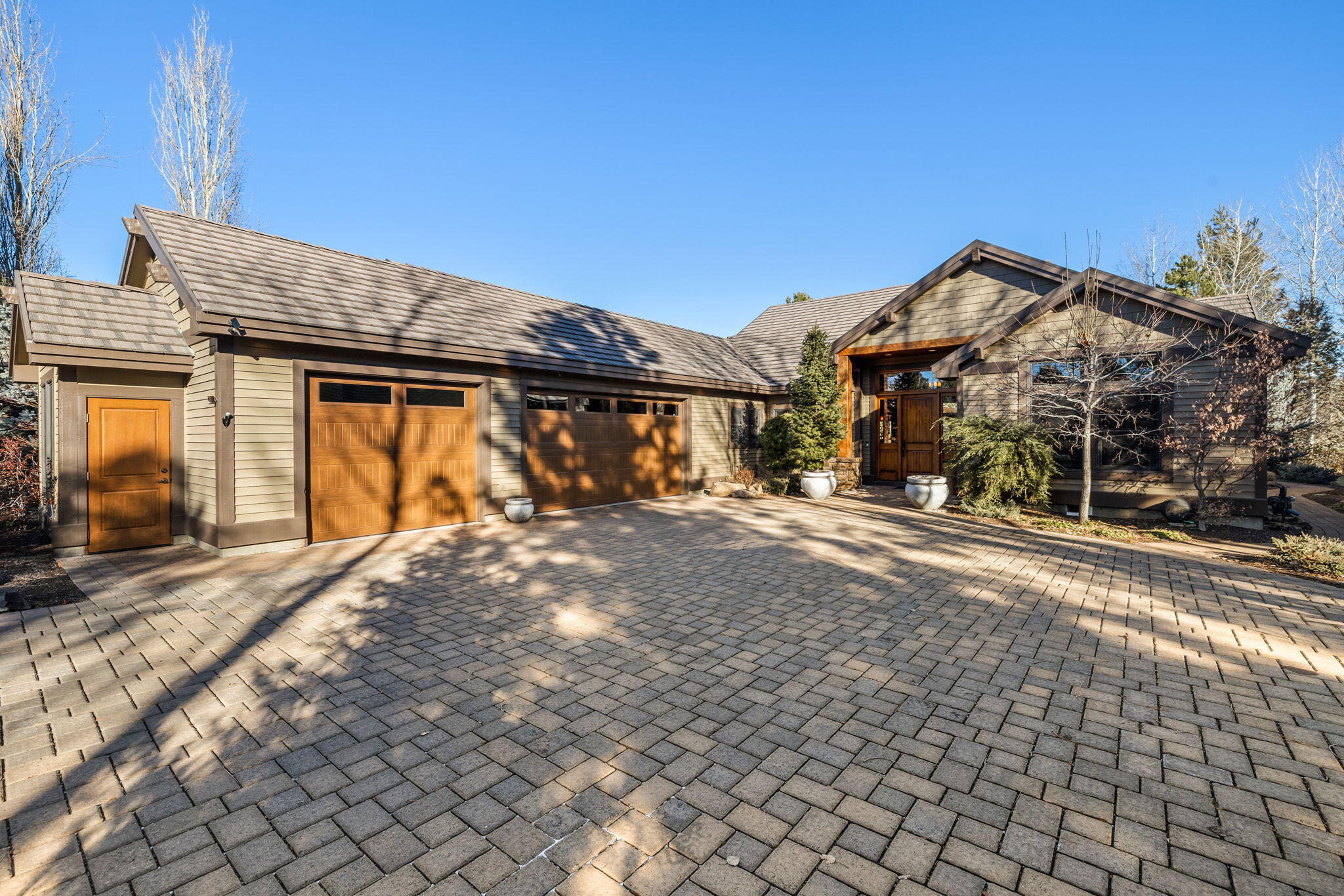 Broken Top - Residential