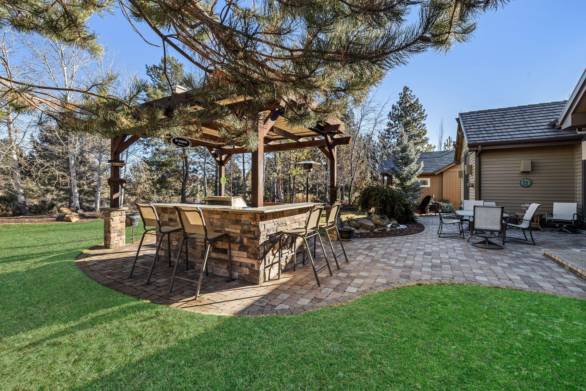 Broken Top - Residential