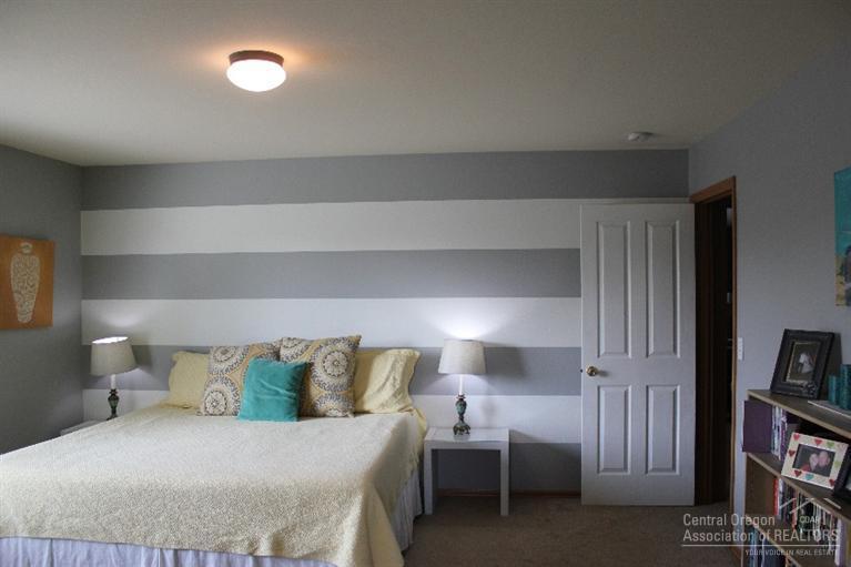 Larkspur - Residential