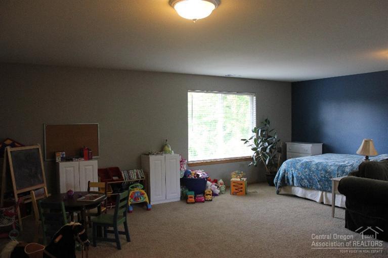 Larkspur - Residential