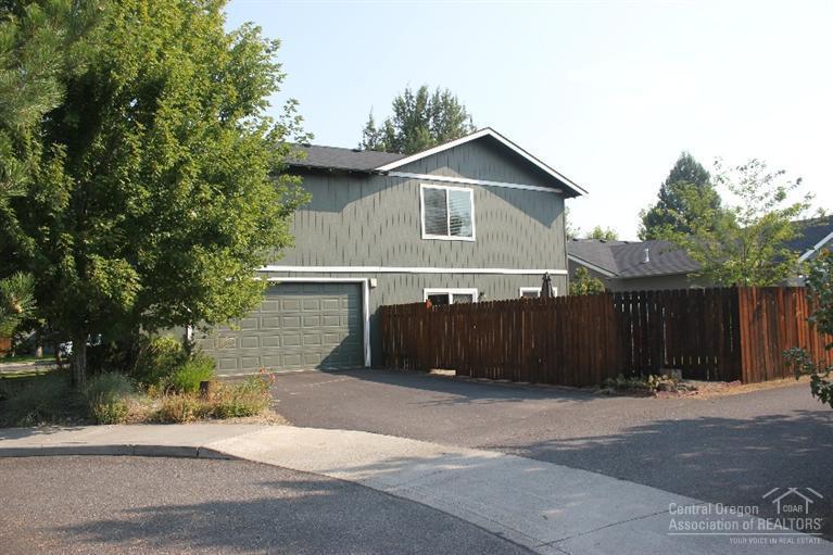 Larkspur - Residential