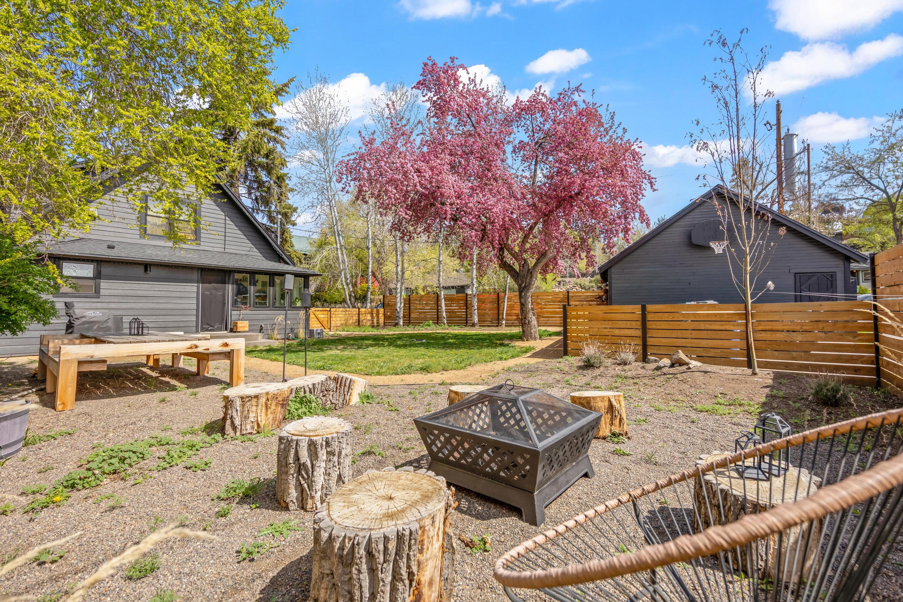 213 NW Riverside Boulevard