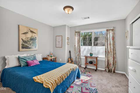Tiny photo for 2065 Cheshire Way, Medford, OR 97501 (MLS # 220227061)
