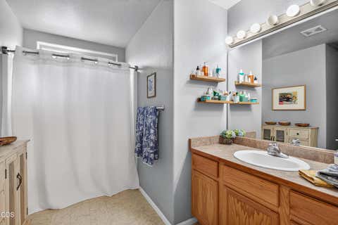 Tiny photo for 2065 Cheshire Way, Medford, OR 97501 (MLS # 220227061)