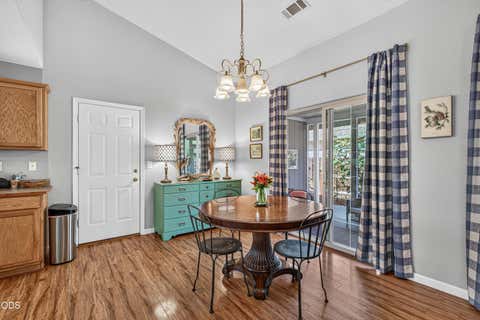 Tiny photo for 2065 Cheshire Way, Medford, OR 97501 (MLS # 220227061)