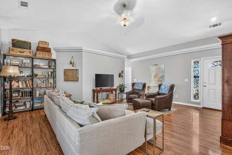 Tiny photo for 2065 Cheshire Way, Medford, OR 97501 (MLS # 220227061)