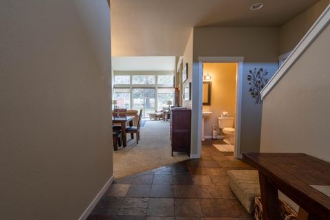 Tiny photo for 11110 Village Loop, Redmond, OR 97756 (MLS # 220217683)