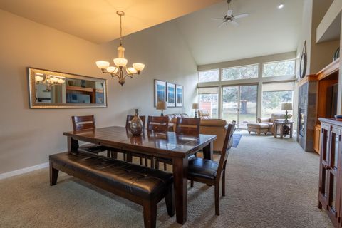 Tiny photo for 11110 Village Loop, Redmond, OR 97756 (MLS # 220217683)