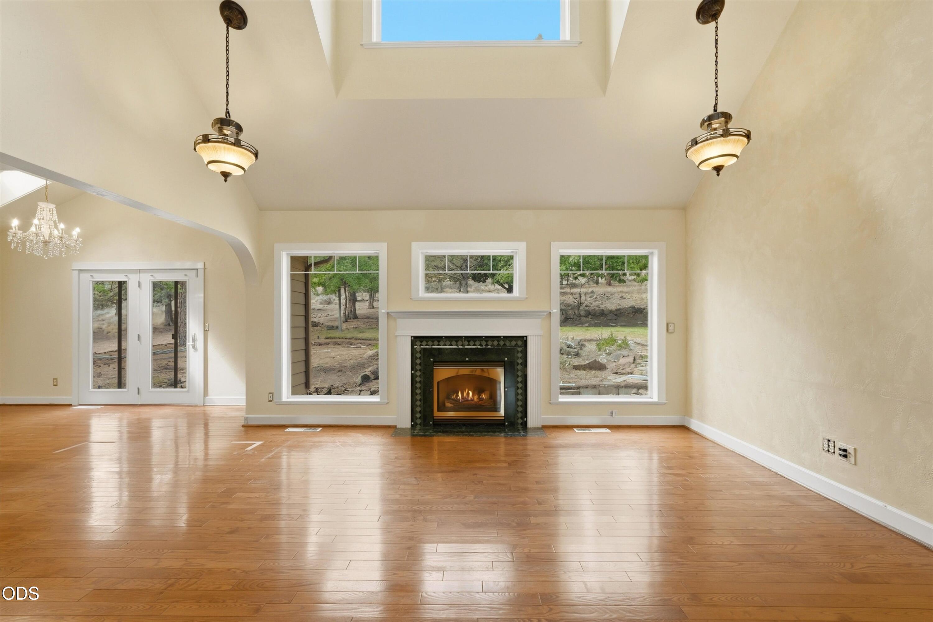 2879 NW Fairway Heights Drive