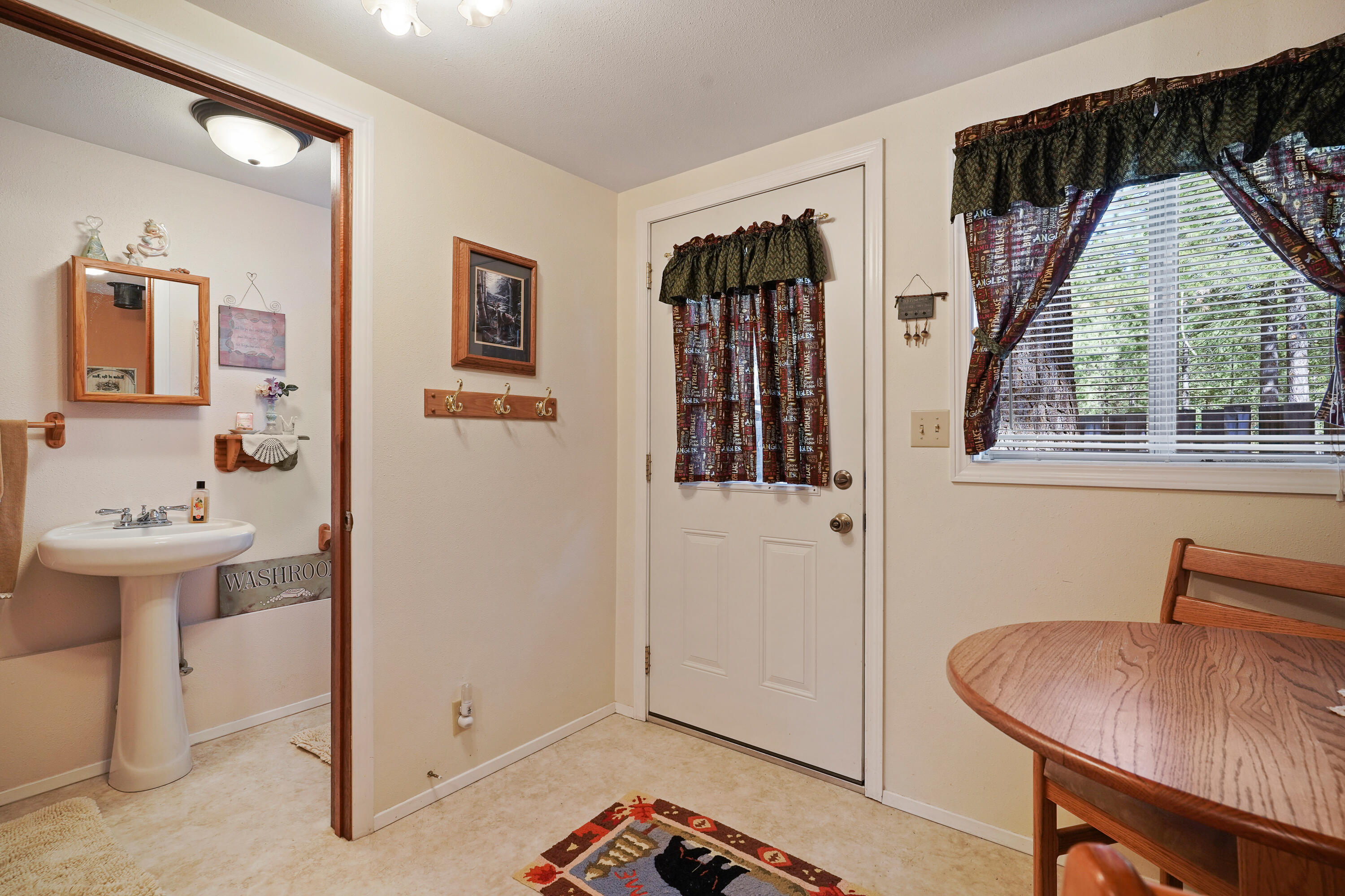 Ponderosa Pines - Residential