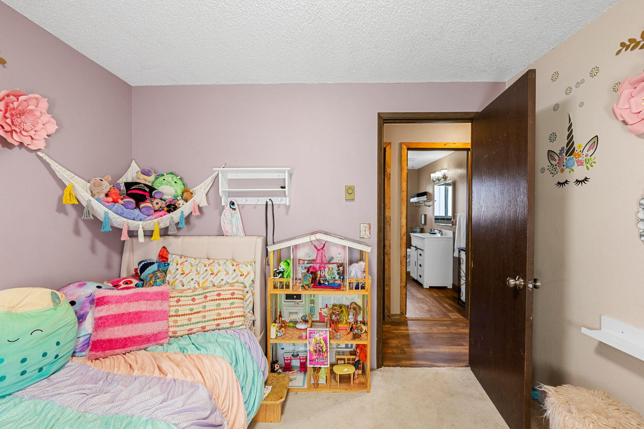 Hillcrest J - Residential