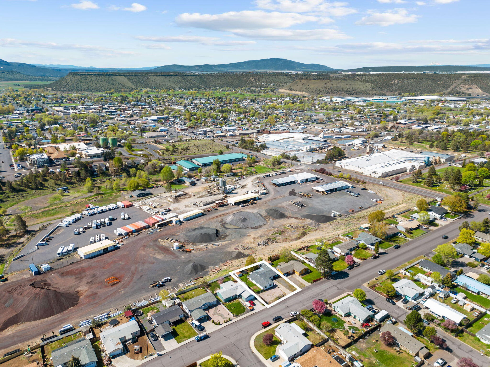 Hillcrest J - Residential