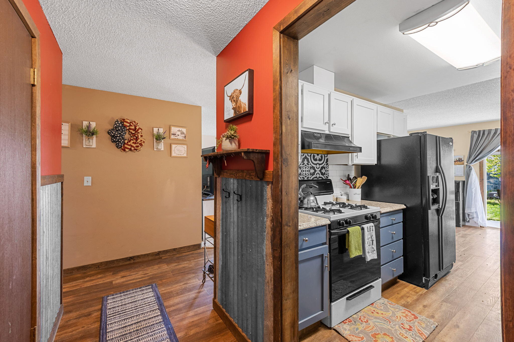 Hillcrest J - Residential