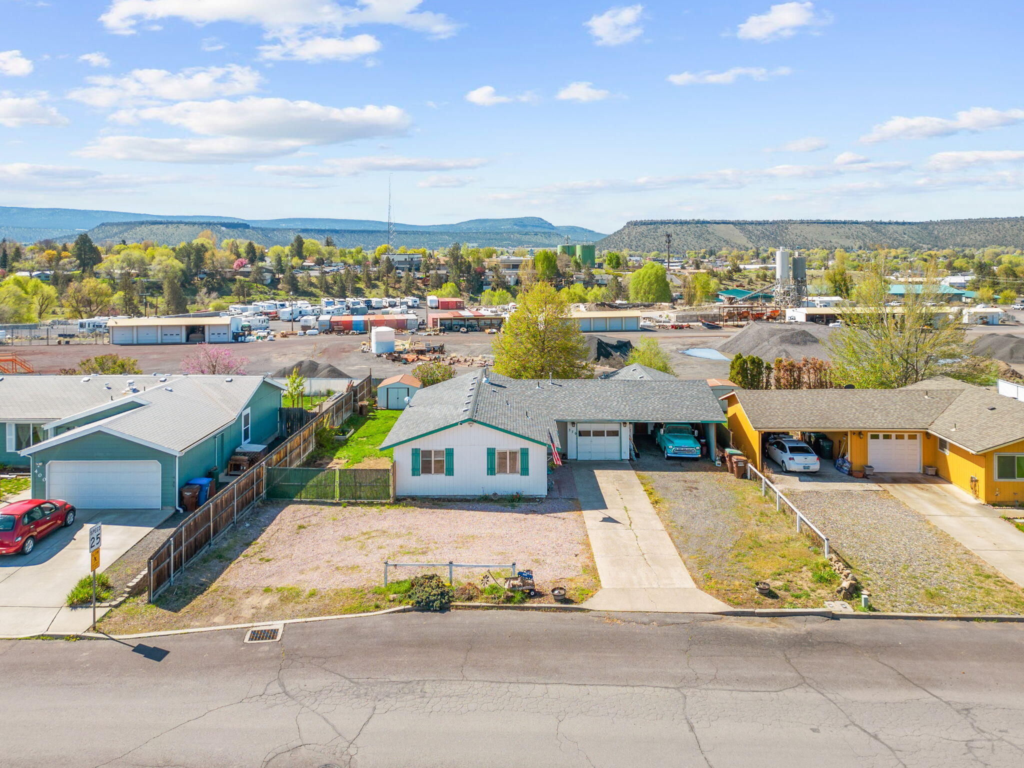 Hillcrest J - Residential