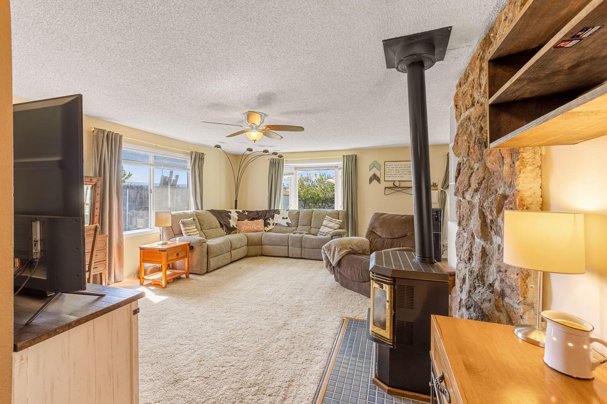 Hillcrest J - Residential