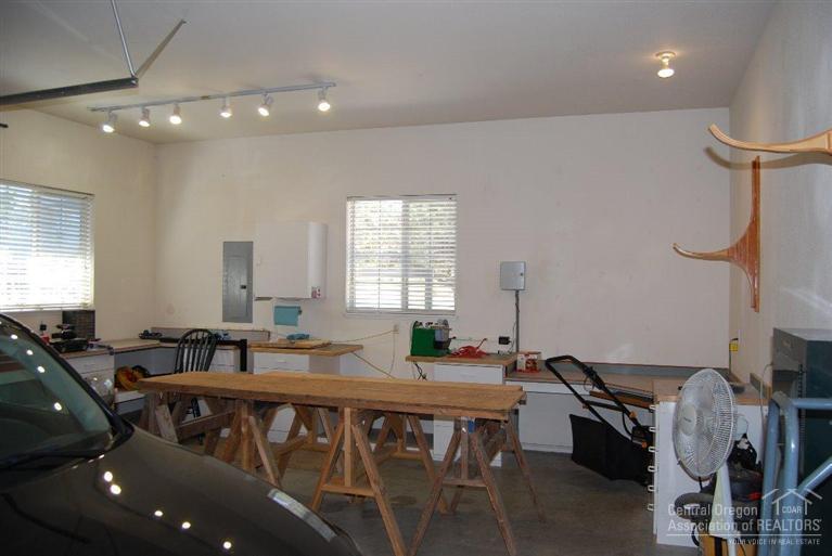 Eagle Crest - Residential