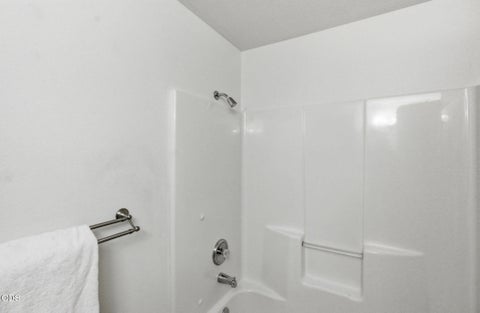 Tiny photo for 62815 Snowcap Court, Bend, OR 97701 (MLS # 220225862)