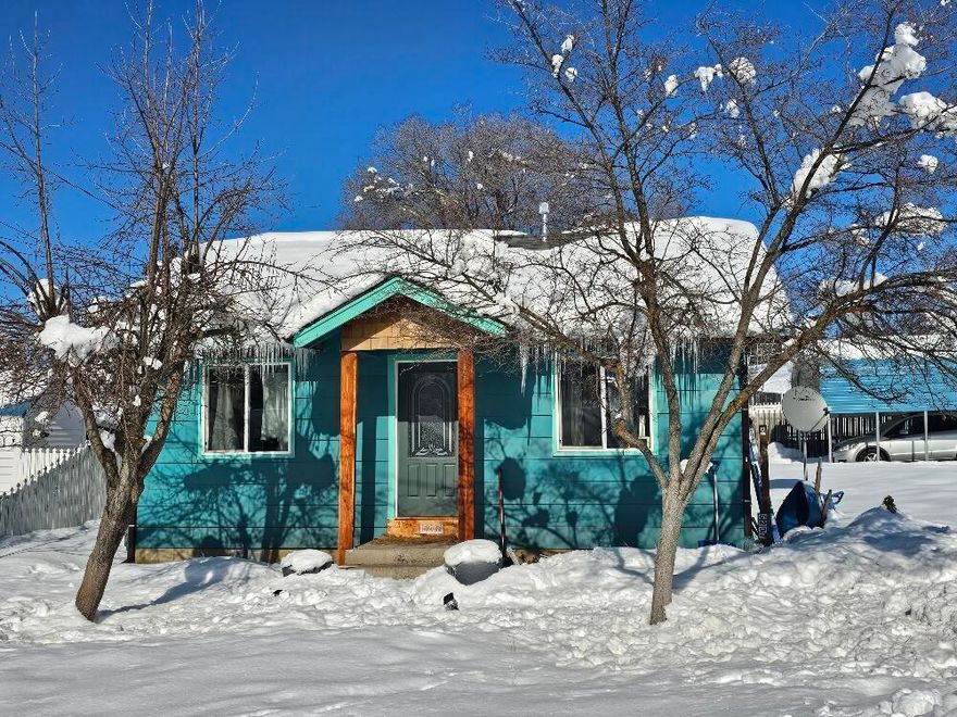 TONS of updates in this 3-bed 1.5-bath home that sits on a large corner lot with a country feel, yet only a few minutes from downtown. Restoration includes new septic system, plumbing, forced-air gas furnace and duct work, tankless gas water heater, steel appliances, luxury vinyl plank flooring, steel carport, back patio cover, and washer-dryer unit all within the last year. The kitchen and both bathrooms have all been updated also, including a tile shower. Kitchen has gorgeous Quartz counters ad lots of counter space. There has also been upgraded insulation in attic and subfloor, with new vapor barrier and a NEW ROOF!!! All of the hard part has been done!