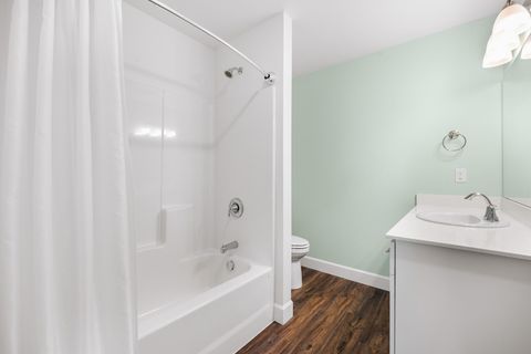 Tiny photo for 3537 NW 10th Place, Redmond, OR 97756 (MLS # 220215681)