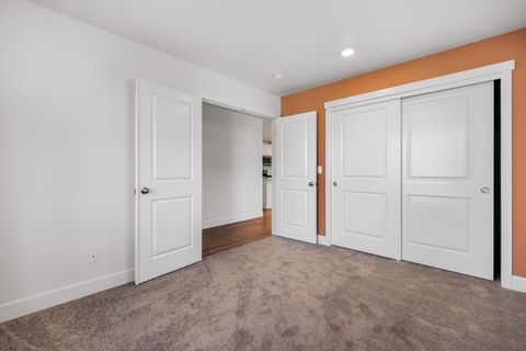 Tiny photo for 3537 NW 10th Place, Redmond, OR 97756 (MLS # 220215681)