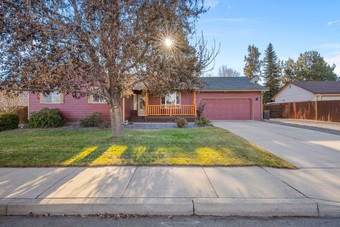 848 NW Negus Lane Redmond OR 97756