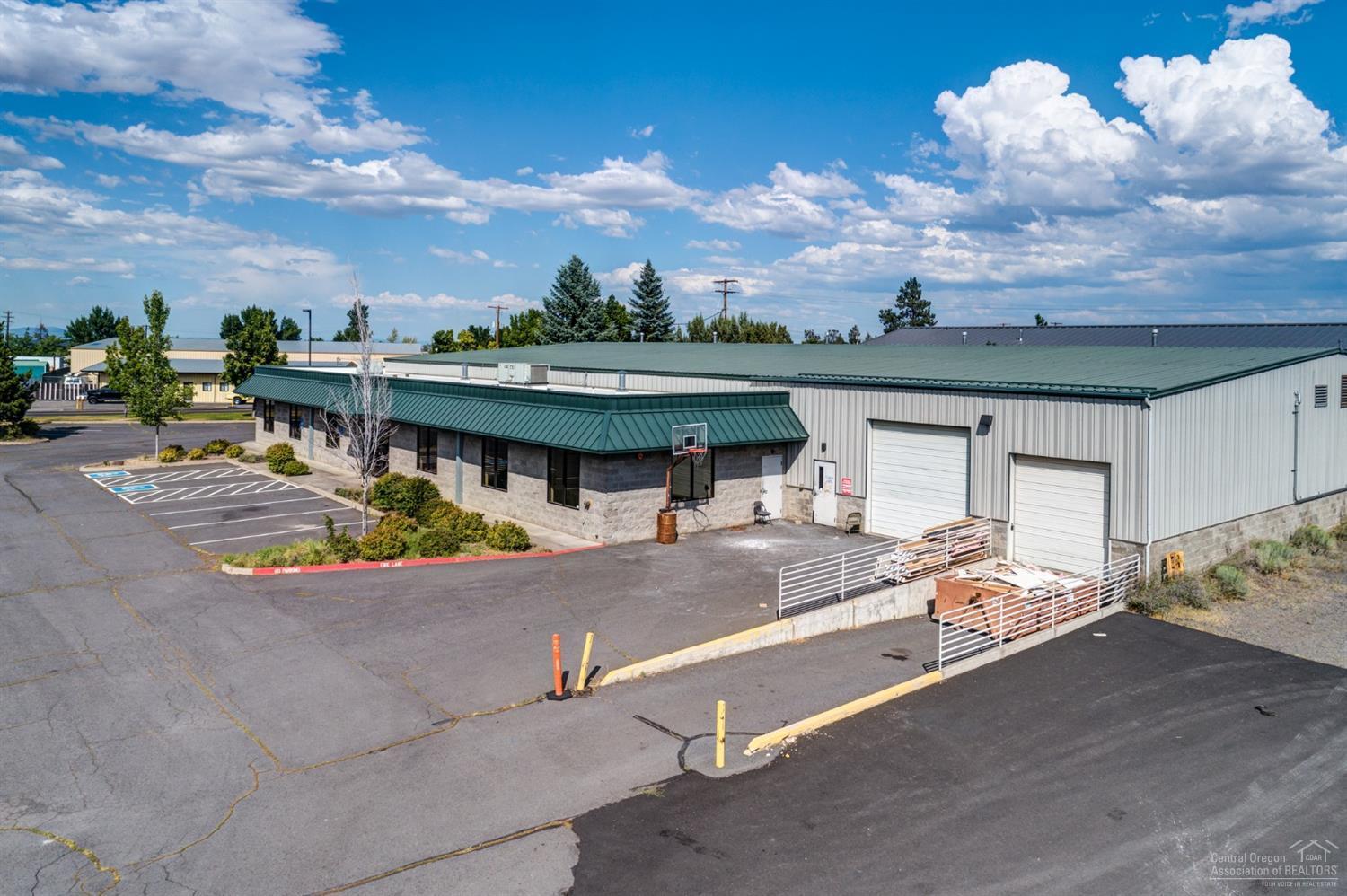 CLAB - Commercial Sale