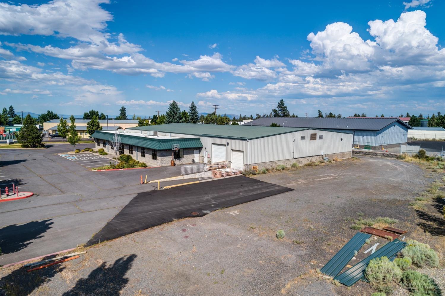 CLAB - Commercial Sale