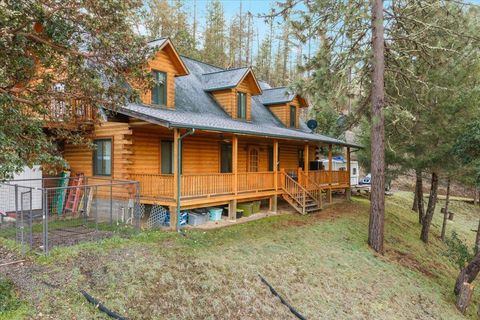 Photo of 9511 Sterling Creek Road, Jacksonville, OR 97530 (MLS # 220215206)