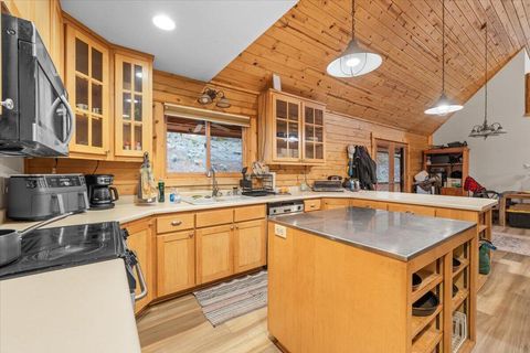 Tiny photo for 9511 Sterling Creek Road, Jacksonville, OR 97530 (MLS # 220215206)