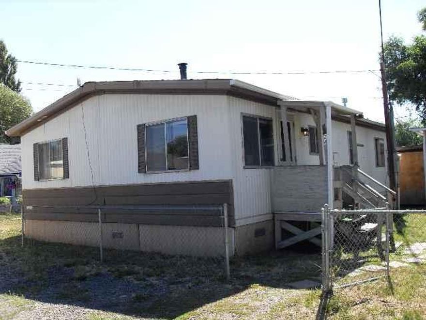 Homette Manufactured Home. Not In Park, On Rented Land. **Owner Of Land Says Home Has To Be Removed From Property. Call Owner To Show 884-2810 Or 591-7229.