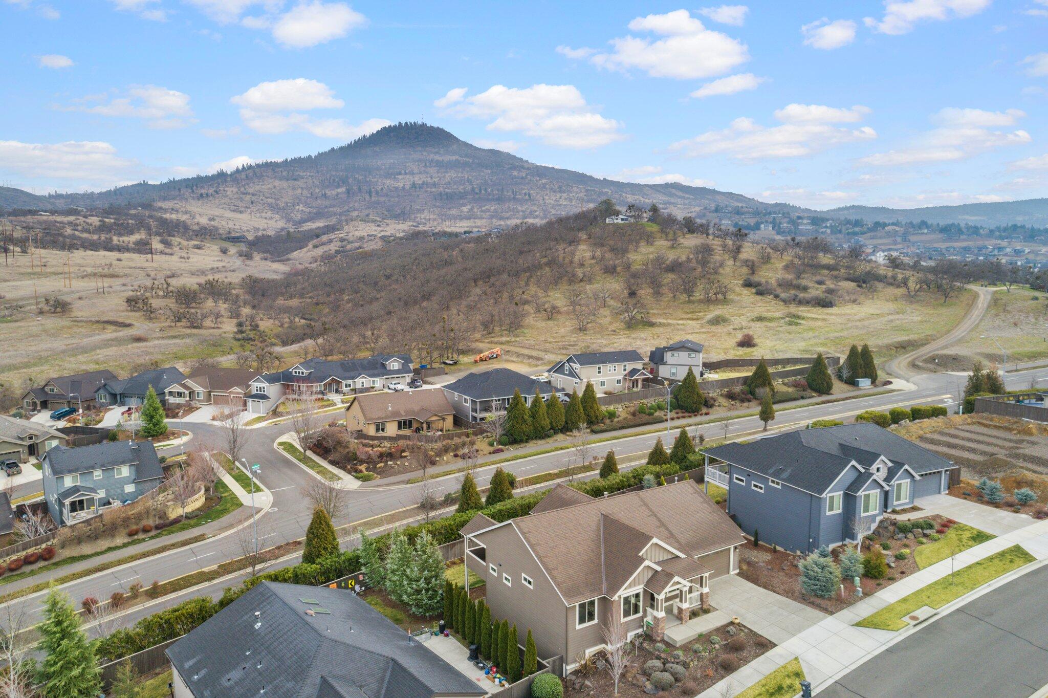 Bella Vista Heights Phases 1 & 2 - Residential