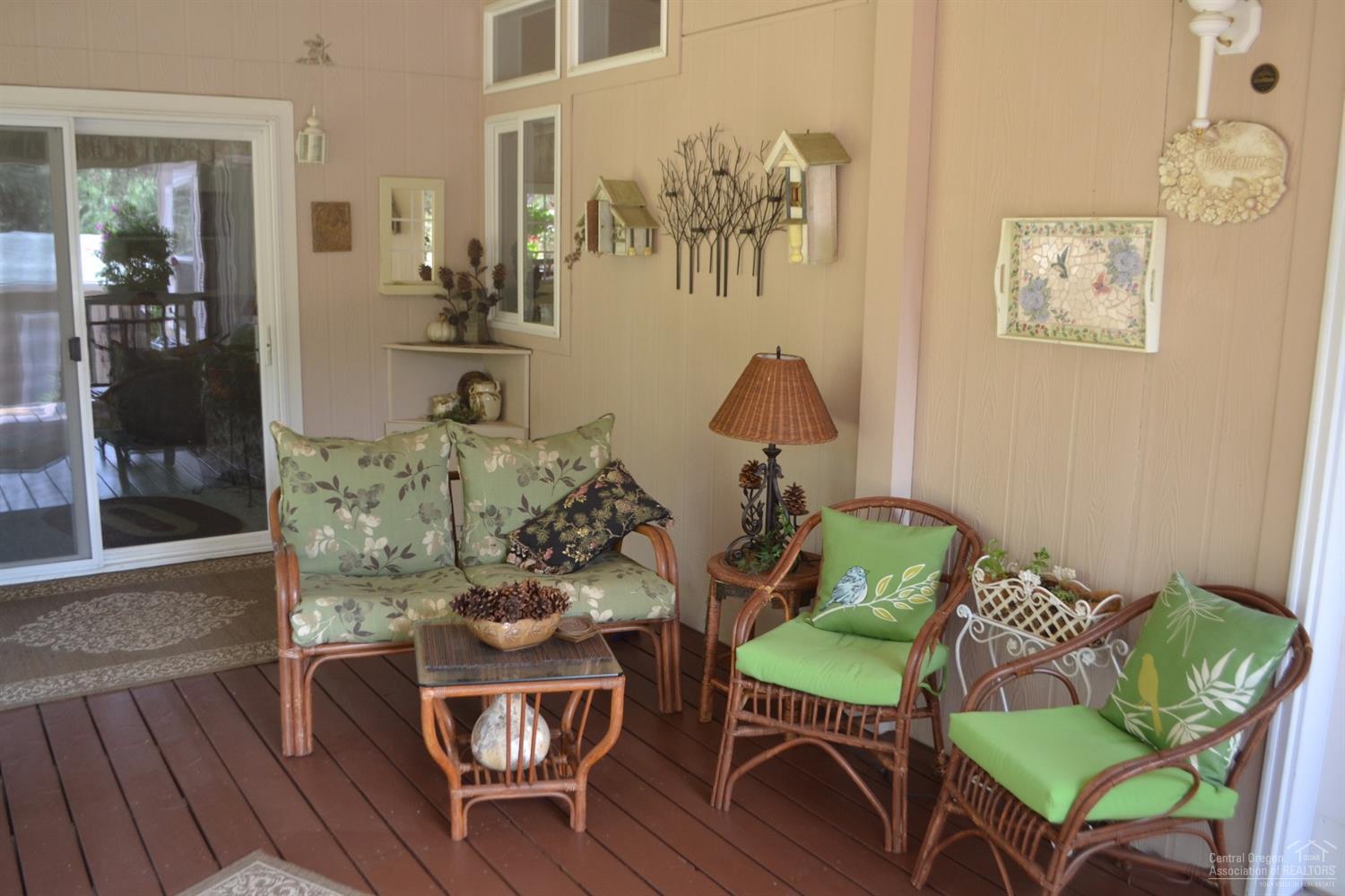 Sno Cap Vista Est - Residential